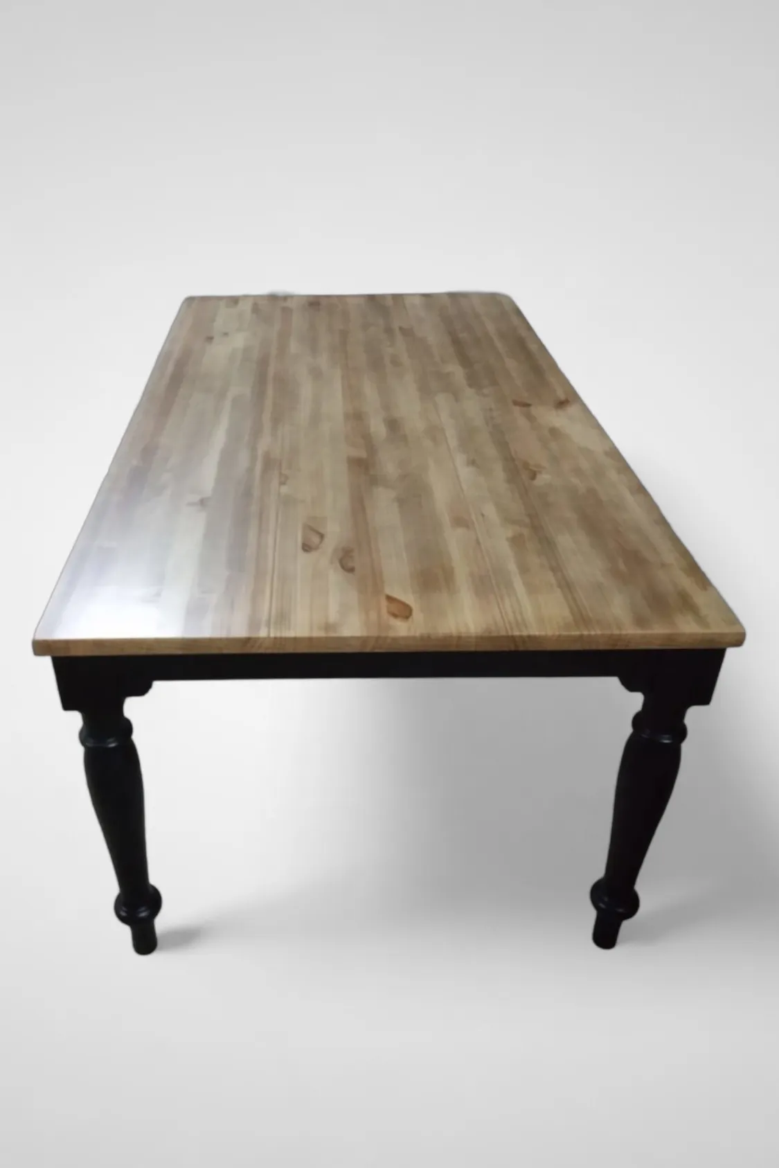 Mesa Baja Patas Torneadas 150x90cm